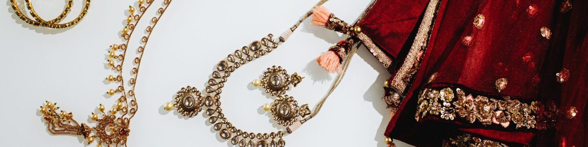 Traditional indian wedding jewelry, bracelets, earrings,
necklaces